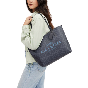 COACH City Tote Bag In Signature Canvas - Image 4