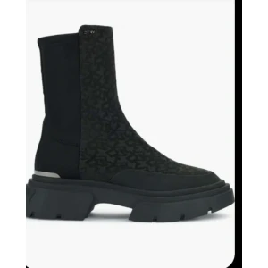 DKNY Fleming Block Heel Winter Booties - Black - Size 8.5US