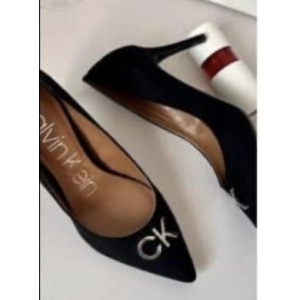 CALVIN KLEIN Greta Pump In Black Size 8