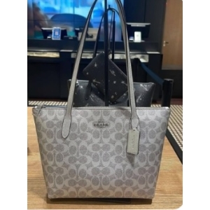 COACH Fiona Zip Tote Bag In Signature Canvas./*