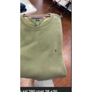 Tommy Hilfiger Men's Crewneck Sweatshirt - Olive Green - Size XXL