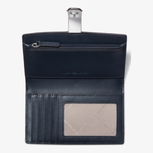 Michael Kors Outlet Greenwich Medium Signature Logo Wallet - Image 3