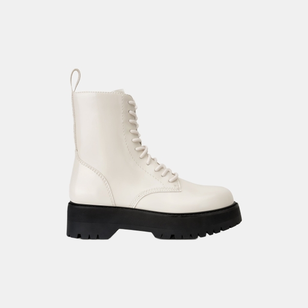 DKNY BATU LACE UP LUG BOOTIE