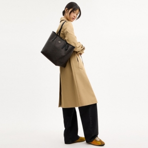 Coach City Tote Bag In Signature Canvas - Gold/Walnut/Black - Image 3