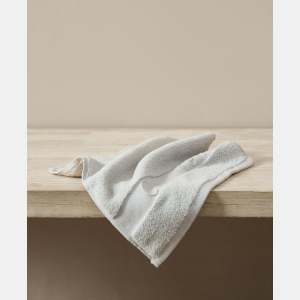 Calvin Klein Iconic Cotton Jacquard Bath Towel, 56" x 30" - Gray - Image 5