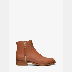 Michael Kors Outlet Britt Ankle Boot - Image 3