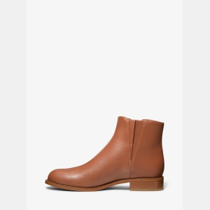 Michael Kors Outlet Britt Ankle Boot - Image 4