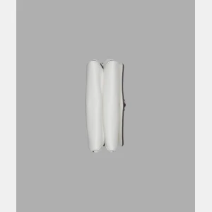 KARL LAGERFELD PARIS CHANTAYE KARL HEAD CROSSBODY - Winter White/Silver - Image 6