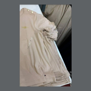 Tommy Hilfiger T-shirt with Shoulder Buttons - Beige - Size Large