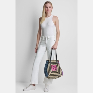 DKNY PALOMA CROCHET STRAW LOGO TOTE - Hot Pink Combo - Image 9