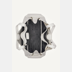 DKNY BRYAR LARGE SATCHEL - Marshmallow - Image 5