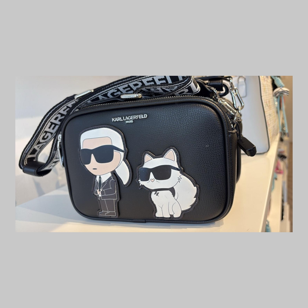 Crossbody Bag with Karl Lagerfeld and Choupette Applique - Light Pink