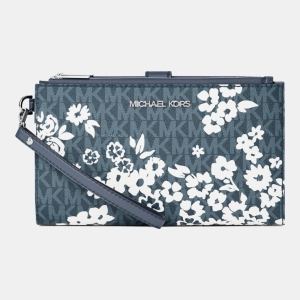 Michael Kors Outlet Jet Set Travel Large Printed Signature Logo Wristlet Wallet
