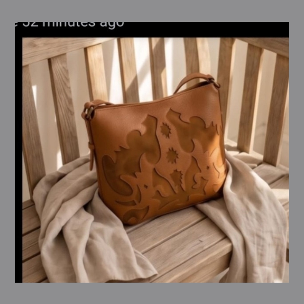 Unbranded Leather Shoulder Bag with Cut-out Pattern - Tan/Camel