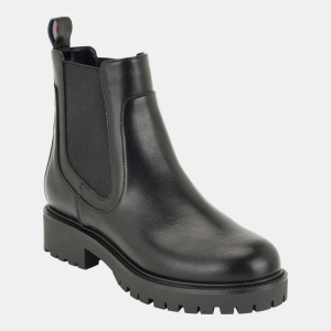 Tommy Hilfiger Women's Valma Chelsea Lug Sole Pull-On  Booties - Black