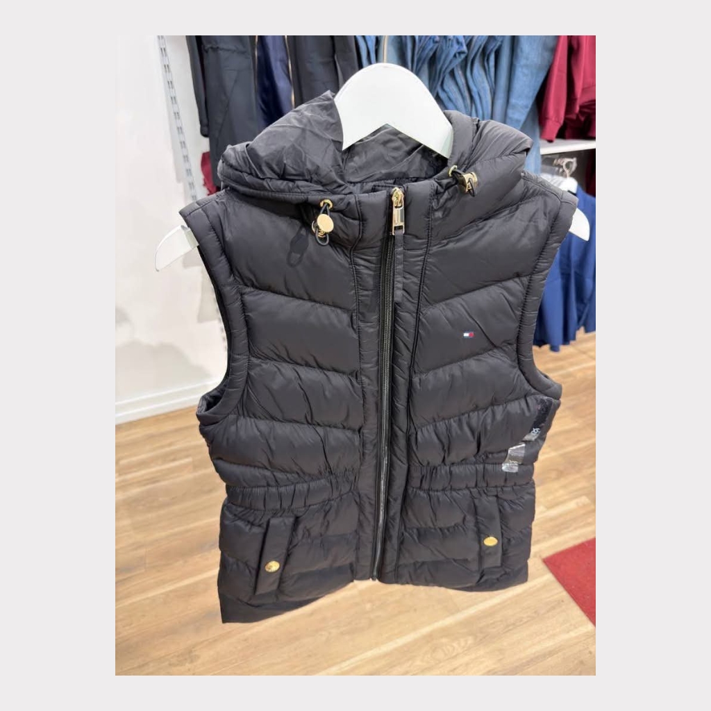 Tommy Hilfiger Hooded Puffer Vest - Black - Size large