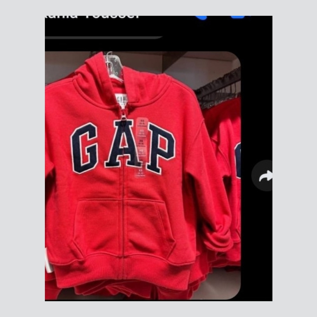 GAP Full-Zip Hoodie - Red - Size 3 years