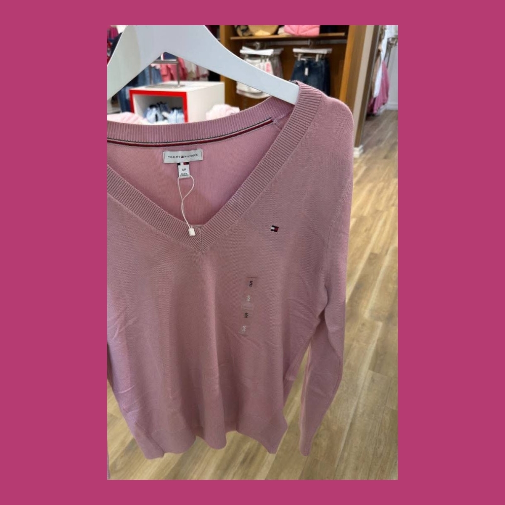 Tommy Hilfiger V-neck Sweater with Flag Logo - Light Pink - Size large